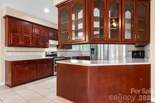 7008 Peyronel St, Connelly Springs, NC 28612 - Photo 11