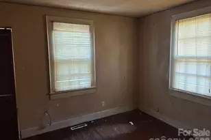 921 Reliance St, Charlotte, NC 28208 - Photo 5