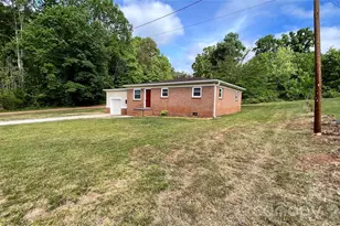 2470 Fire Department St, Newton, NC 28658 - Photo 11