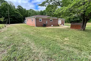 2470 Fire Department St, Newton, NC 28658 - Photo 17