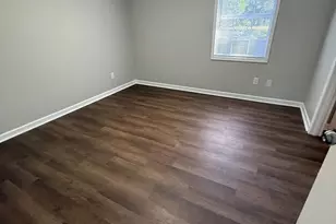 454 8th Ave NE, Hickory, NC 28602 - Photo 5