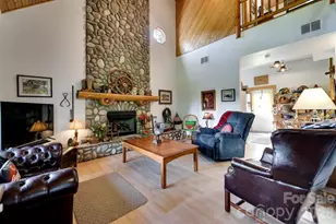54 Barnwood Wy, Whittier, NC 28789 - Photo 3