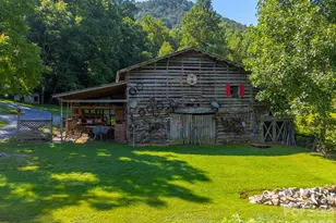 54 Barnwood Wy, Whittier, NC 28789 - Photo 35
