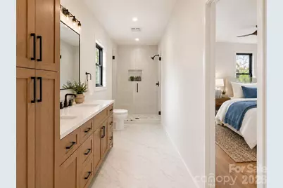 124 N Main Street, Mars Hill, NC 28754 - Photo 7