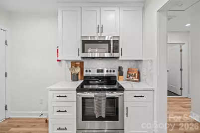 3021 Dogwood Avenue, Charlotte, NC 28206 - Photo 9
