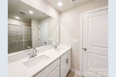 5030 Kellaher Place, Charlotte, NC 28216 - Photo 5