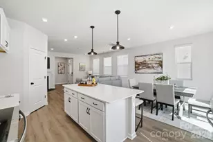7025 Cerris Dr, Charlotte, NC 28269 - Photo 13