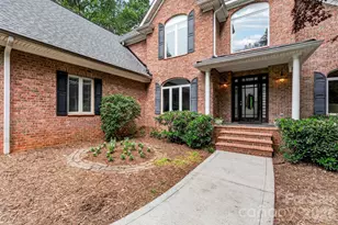 20001 Callaway Hills Ln, Davidson, NC 28036 - Photo 3