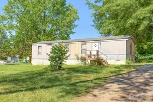 142 & 146 Delaware Rd, Statesville, NC 28625 - Photo 5