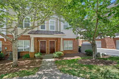 2632 Weddington Avenue, Charlotte, NC 28204 - Photo 1