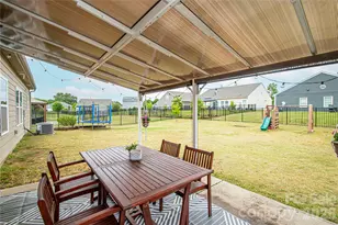 11145 Chapeclane Rd, Charlotte, NC 28278 - Photo 7