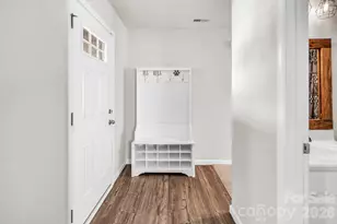 2458 Thorn Spring Ln SE, Concord, NC 28025 - Photo 5