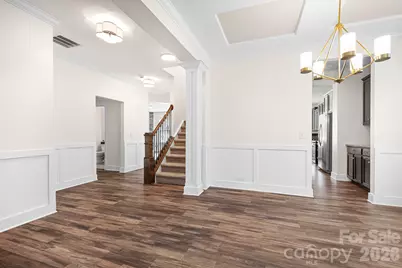 10008 Michael Crossing Drive, Charlotte, NC 28213 - Photo 5
