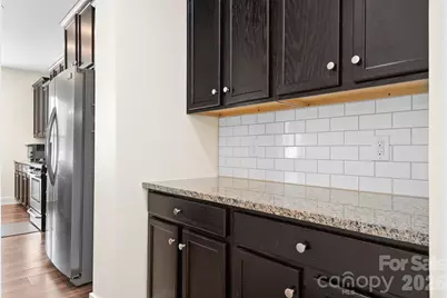 10008 Michael Crossing Drive, Charlotte, NC 28213 - Photo 13