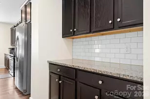 10008 Michael Crossing Dr, Charlotte, NC 28213 - Photo 13