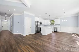 521 Austin Dr, Charlotte, NC 28213 - Photo 9
