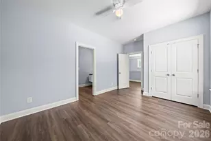 521 Austin Dr, Charlotte, NC 28213 - Photo 21