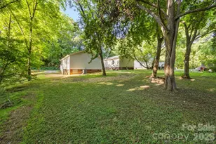 704 W Carolina Ave, Bessemer City, NC 28016 - Photo 17