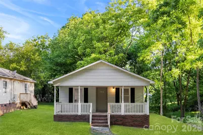 704 W Carolina Avenue, Bessemer City, NC 28016 - Photo 3
