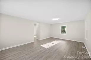 704 W Carolina Ave, Bessemer City, NC 28016 - Photo 7