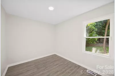 704 W Carolina Avenue, Bessemer City, NC 28016 - Photo 11
