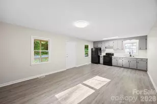 704 W Carolina Ave, Bessemer City, NC 28016 - Photo 1