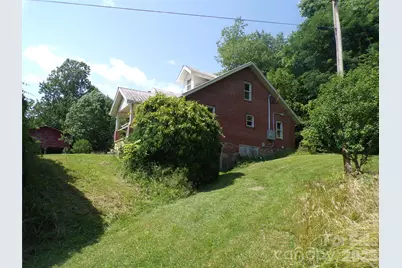 145 Kirks Drive, Hot Springs, NC 28743 - Photo 3