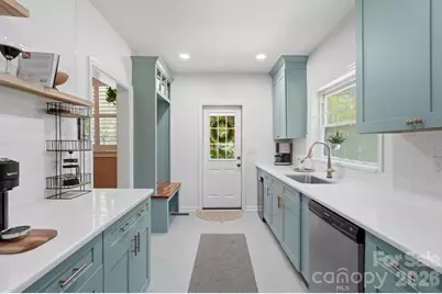 4341 Old Saybrook Court, Charlotte, NC 28211 - Photo 9