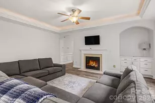 1022 Fleming Ln, Matthews, NC 28104 - Photo 9