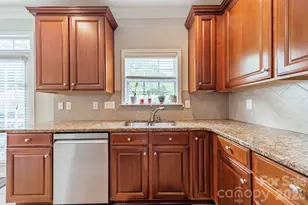 10948 Hat Creek Ln, Davidson, NC 28036 - Photo 11