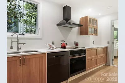 225 Altondale Avenue, Charlotte, NC 28207 - Photo 9