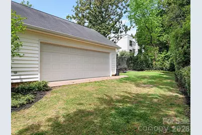 225 Altondale Avenue, Charlotte, NC 28207 - Photo 29
