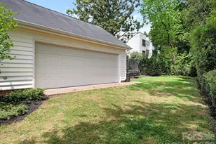 225 Altondale Ave, Charlotte, NC 28207 - Photo 29