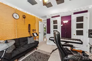 5325 Chiltern Hills Trail, Charlotte, NC 28215 - Photo 25