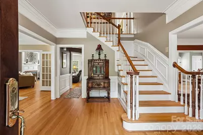 5325 Chiltern Hills Trail, Charlotte, NC 28215 - Photo 3