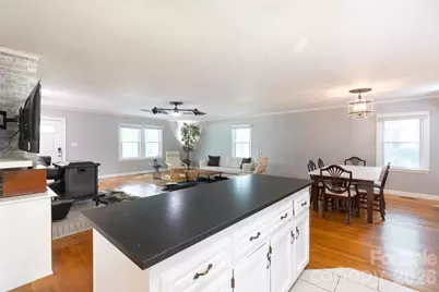 10623 Rozzelles Ferry Road, Charlotte, NC 28214 - Photo 13