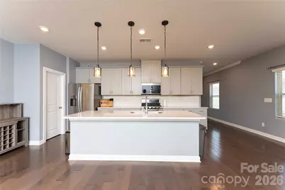 4107 Honey Locust Drive, Charlotte, NC 28215 - Photo 5