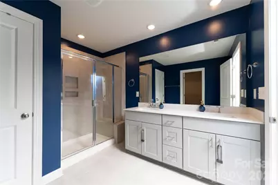 4107 Honey Locust Drive, Charlotte, NC 28215 - Photo 25