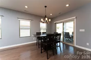 4107 Honey Locust Dr, Charlotte, NC 28215 - Photo 11