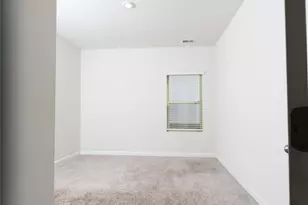 4107 Honey Locust Dr, Charlotte, NC 28215 - Photo 15