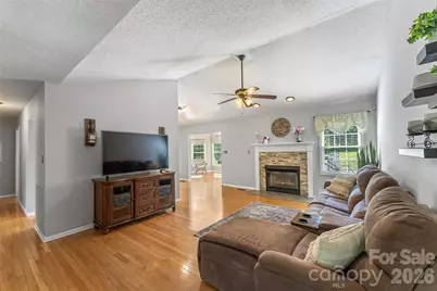 4129 Black Oak Road, Hickory, NC 28602 - Photo 5