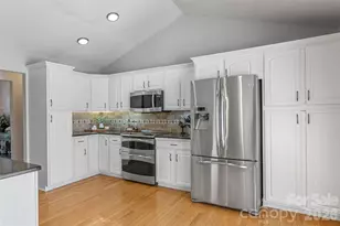 4129 Black Oak Rd, Hickory, NC 28602 - Photo 7