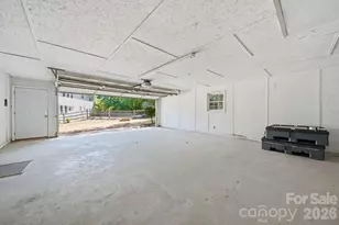 934 Clover Park Dr, Clover, SC 29710 - Photo 35