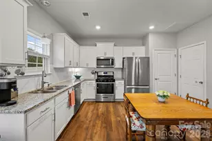 225 Final Stretch Ln, Clover, SC 29710 - Photo 5
