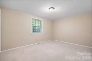 2010 12th St Dr NW, Hickory, NC 28601 - Photo 27