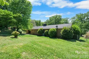 2010 12th St Dr NW, Hickory, NC 28601 - Photo 9