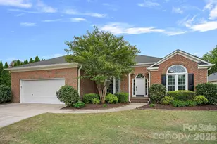 17121 Cambridge Grove Dr, Huntersville, NC 28078 - Photo 1
