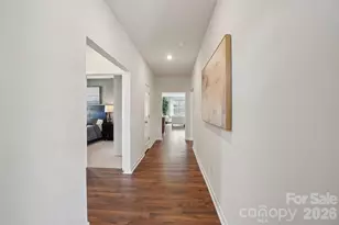 628 Country Oak Dr, Asheville, NC 28804 - Photo 5