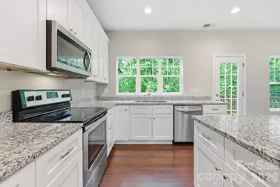 8207 Dumphries Drive, Huntersville, NC 28078 - Photo 15