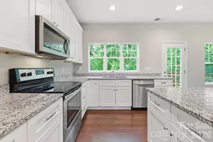 8207 Dumphries Dr, Huntersville, NC 28078 - Photo 15